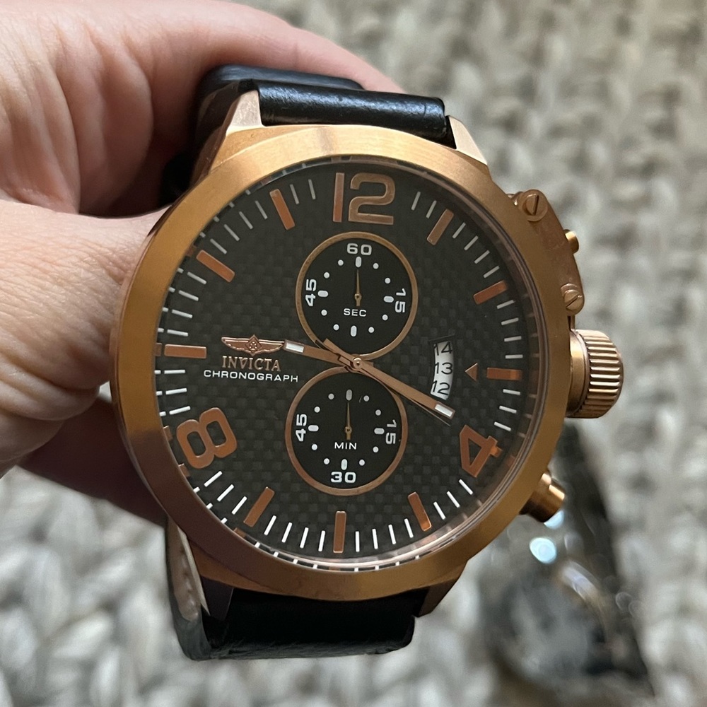 Invicta Corduba Men's Watch Quartz
Model 10236 - Rose gold & black face